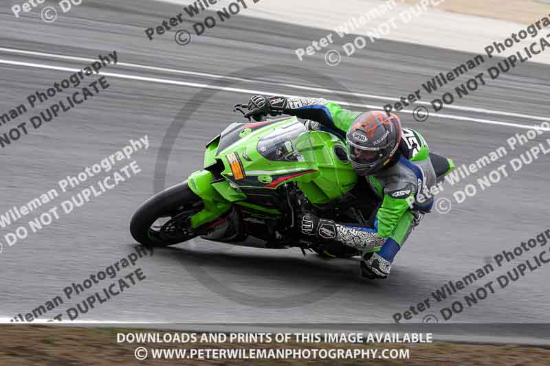 cadwell no limits trackday;cadwell park;cadwell park photographs;cadwell trackday photographs;enduro digital images;event digital images;eventdigitalimages;navarra;no limits trackdays;peter wileman photography;racing digital images;trackday digital images;trackday photos